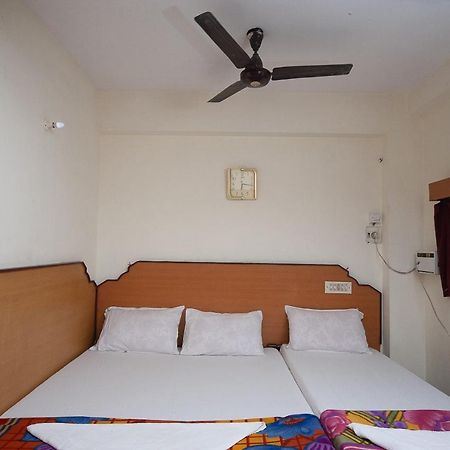 Spot On 38565 Hotel Surya Thiruvengadam St Chennai Dış mekan fotoğraf