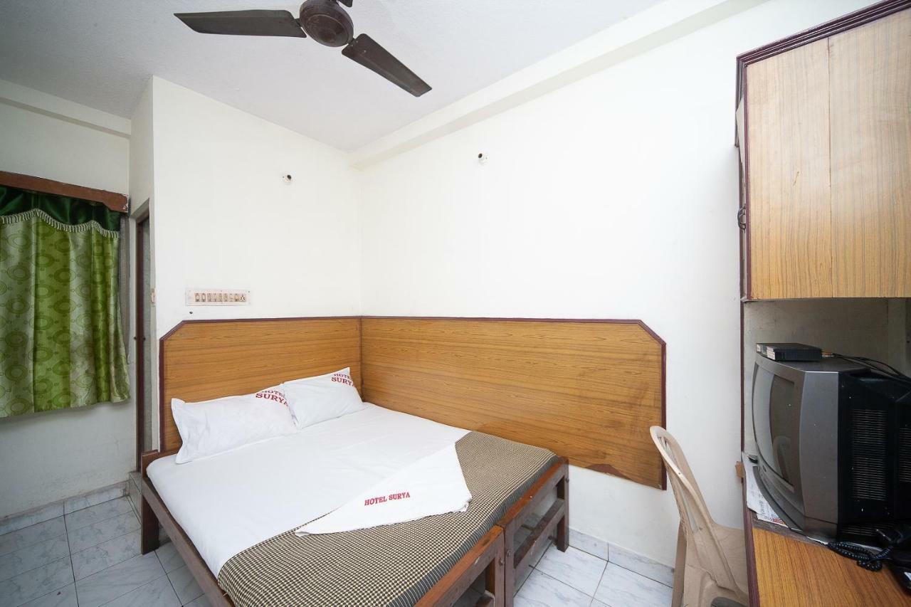 Spot On 38565 Hotel Surya Thiruvengadam St Chennai Dış mekan fotoğraf