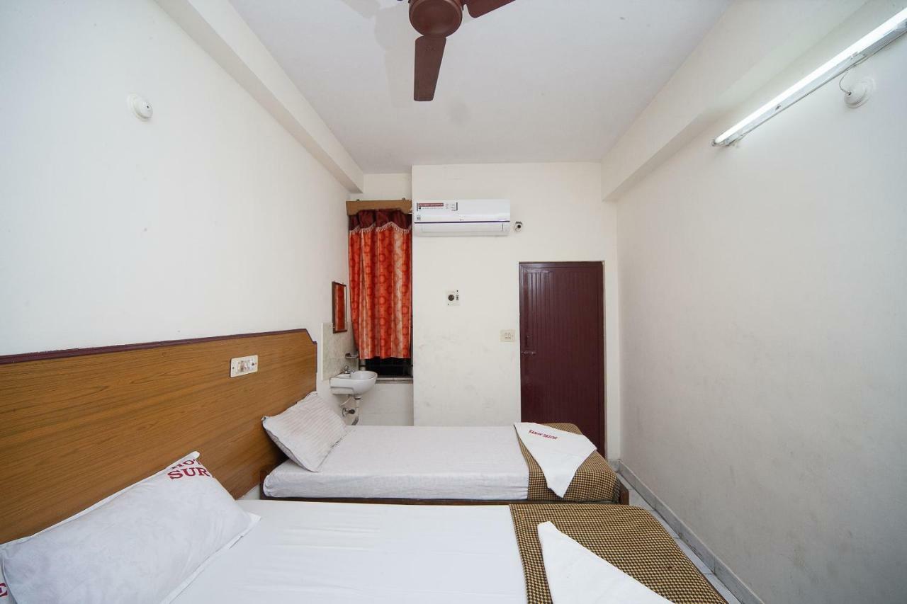 Spot On 38565 Hotel Surya Thiruvengadam St Chennai Dış mekan fotoğraf