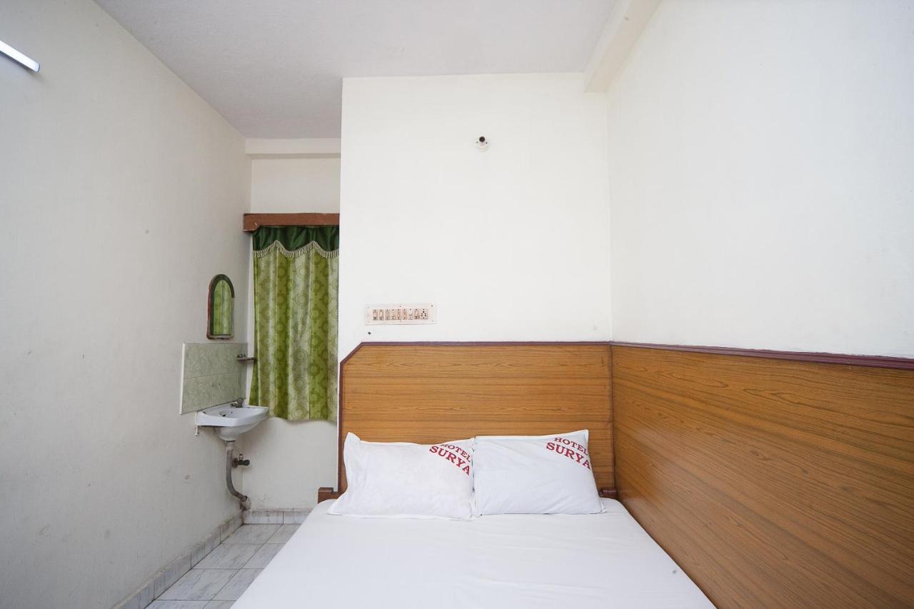 Spot On 38565 Hotel Surya Thiruvengadam St Chennai Dış mekan fotoğraf